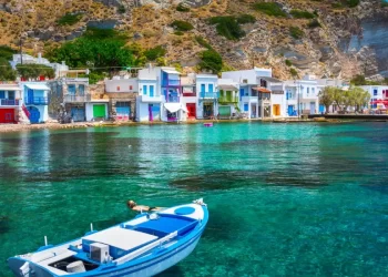Where Is The Best Place To Stay In Milos