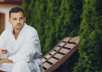 Jw Marriott The Rosseau Muskoka Launches New Outdoor Firepit And Nosh At Spa Rosseau Lounge