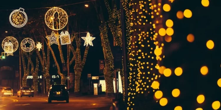 Holiday Light Drives & Magical Christmas Displays