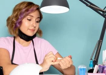 Best Ideas To Design Winter Nails At Home