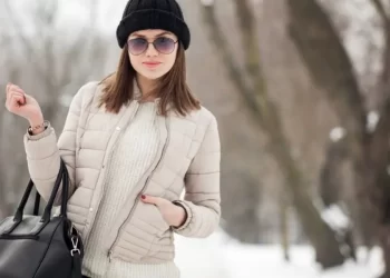 What Kind Of Winter Jacket Women Like To Wear In Canada?