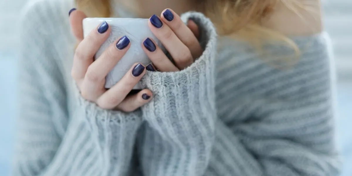 Best Ideas To Design Winter Nails At Home