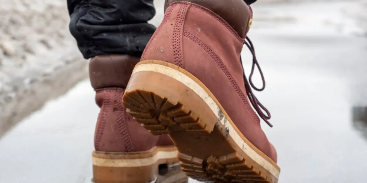 Which Type Of Women's Winter Boots Are Worn In Canada?