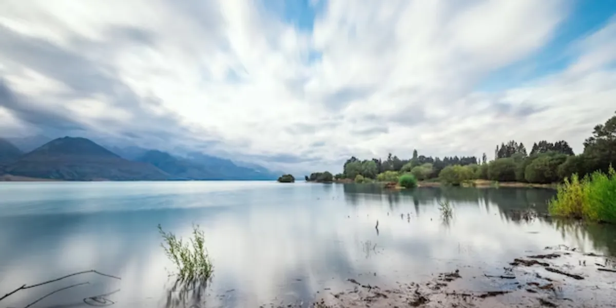 When Vast Forest Meets The Vaster Water Bodies – Must-Visit Lakes In Vancouver