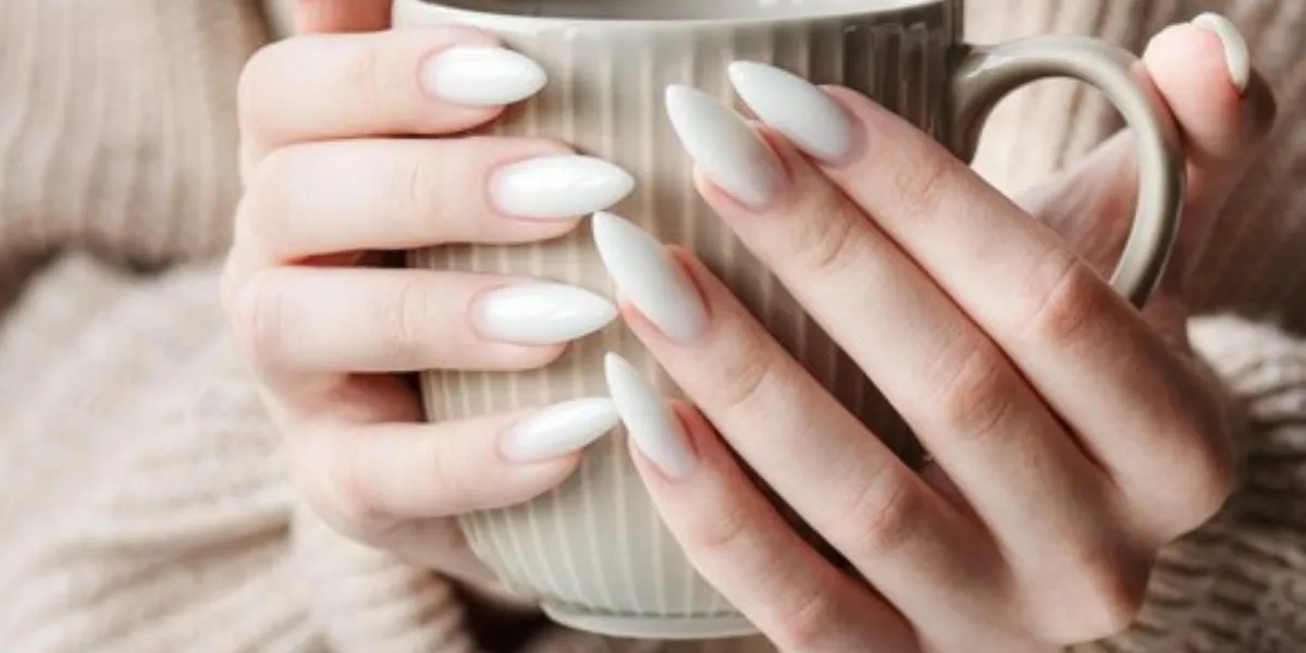 Best Ideas To Design Winter Nails At Home