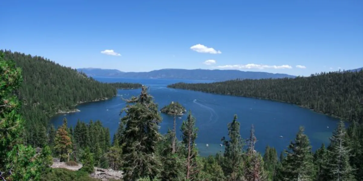 When Vast Forest Meets The Vaster Water Bodies – Must-Visit Lakes In Vancouver