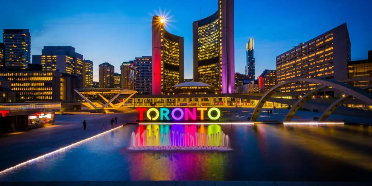 A Guide To Visiting Toronto As A Vegan