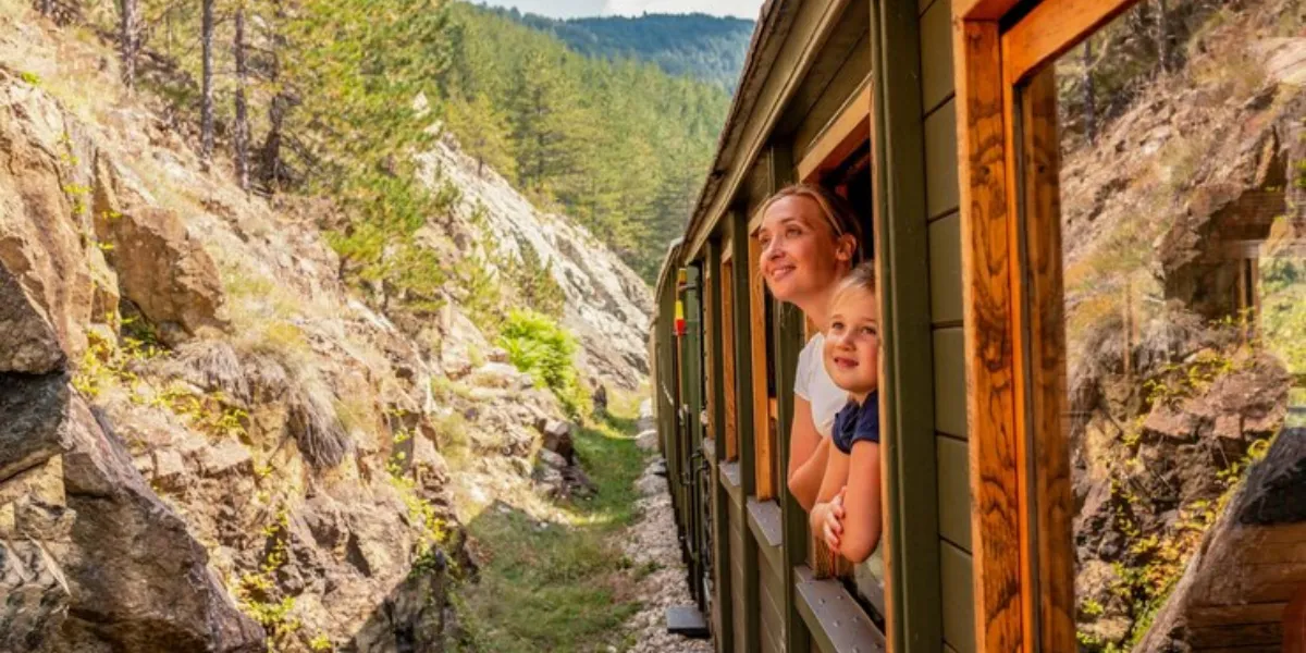 Reasons To Choose The Rocky Mountaineer’s Rainforest To Gold Rush
