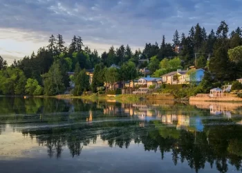 The Best Coastal Towns In British Columbia