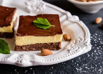 How To Make The Famous Canadian Nanaimo Bar