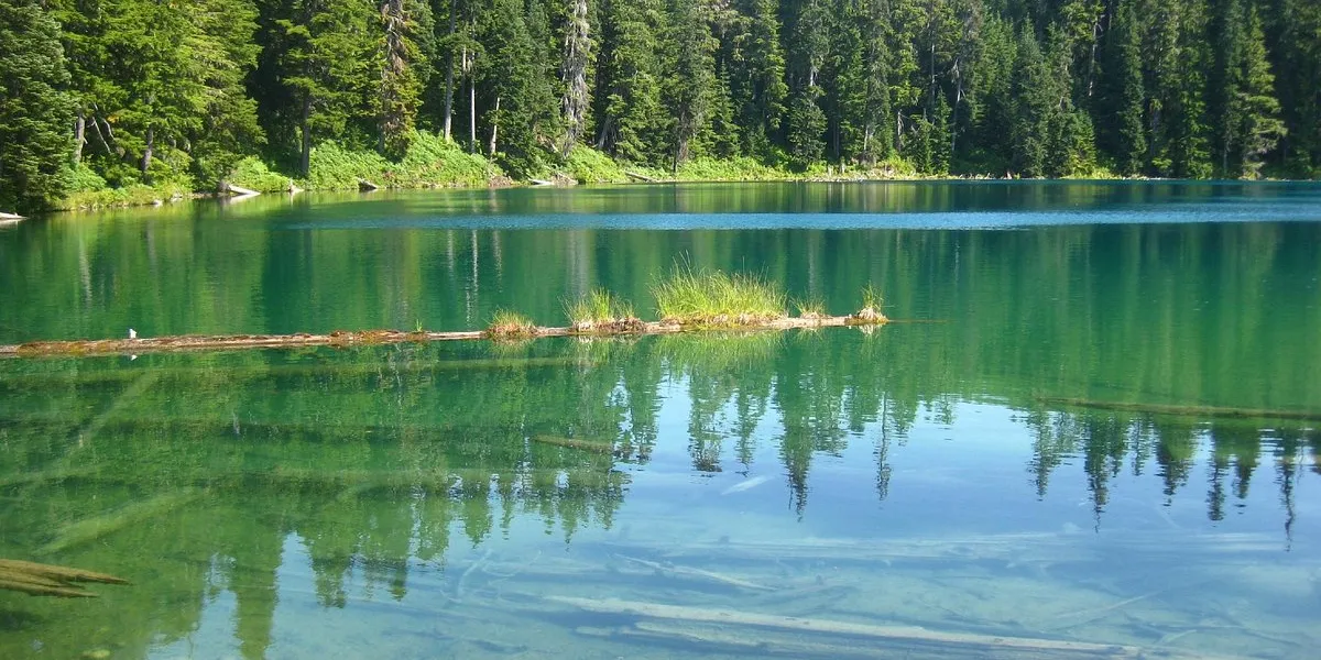 Update: 15 most picturesque lakes in Canada