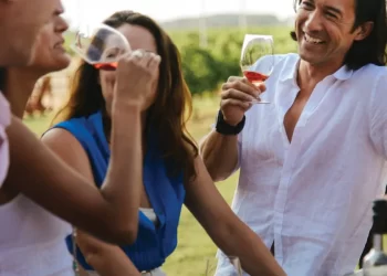 Canadian Wine: Which Regions To Visit & What To Taste!