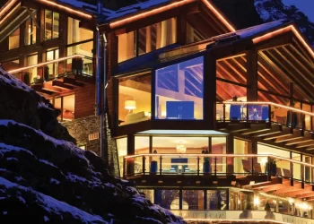 EXPERIENCE LUXURY AT ECO BAY CHALET – SPECIAL WINTER OFFER
