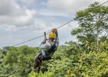 Thrill Seekers Soar Across Niagara Falls On New Zip Line!