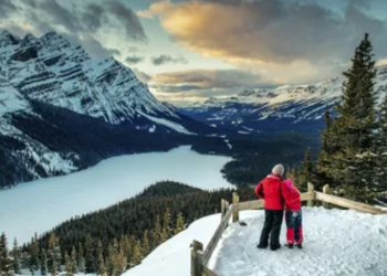 Exploring Canada's Vast Size: Geographic Insights